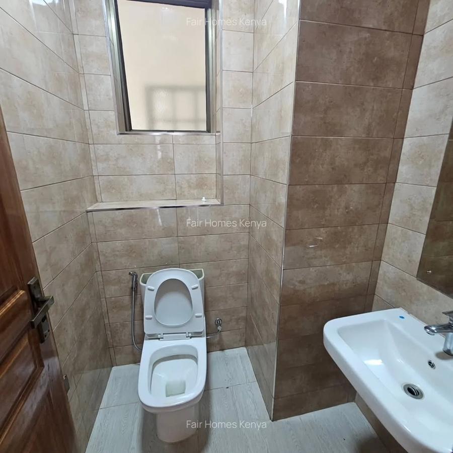 2 Bed Apartment with En Suite at Othaya Road - 6