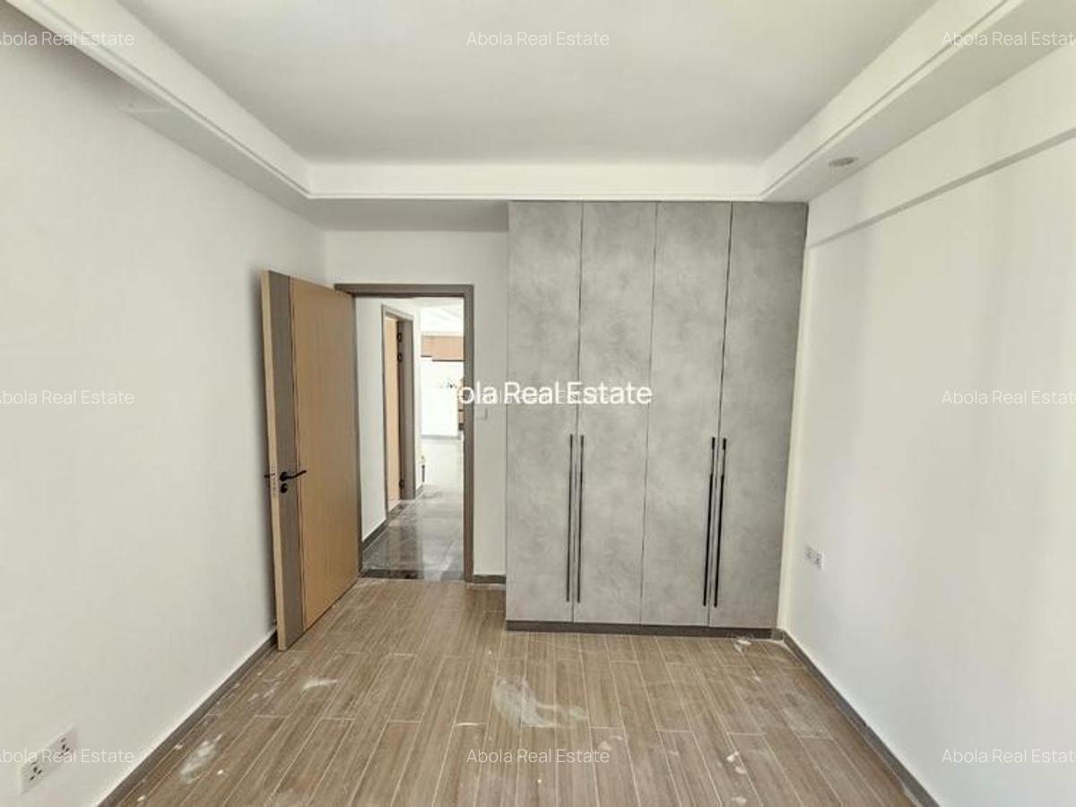 2 Bed Apartment with En Suite in Riverside - 8