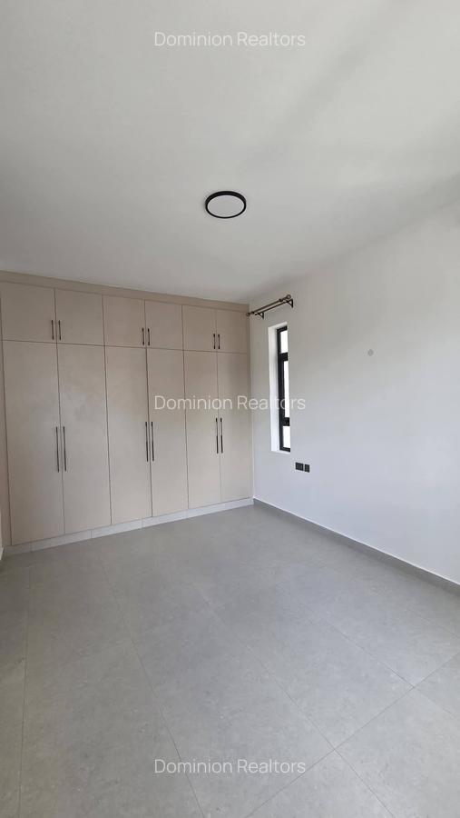 2 Bed Villa with En Suite in Westlands Area - 7