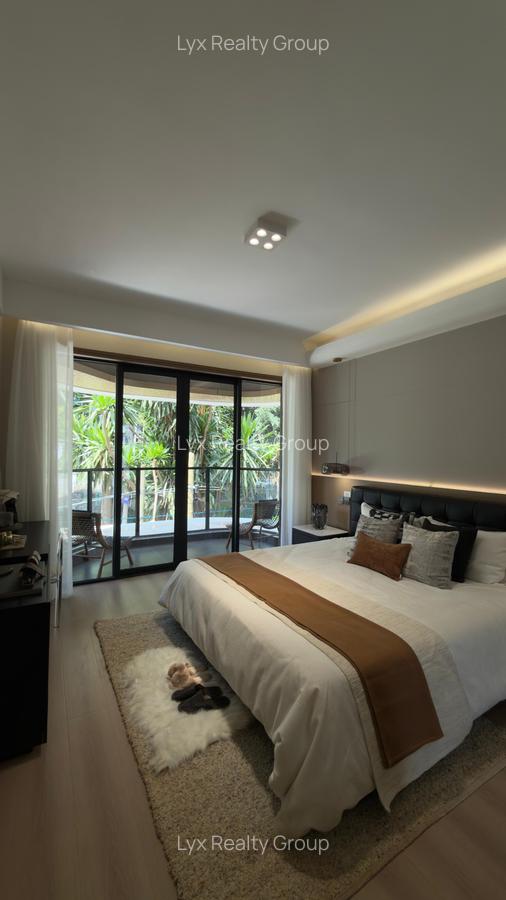 3 Bed Apartment with En Suite in Lavington - 16