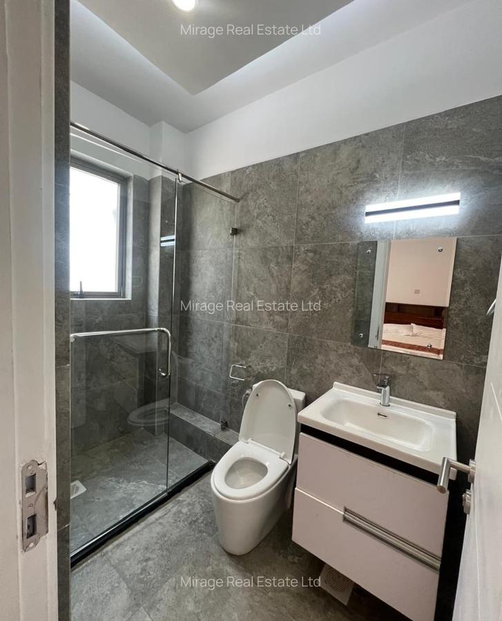 3 Bed Apartment with En Suite in Lavington - 8