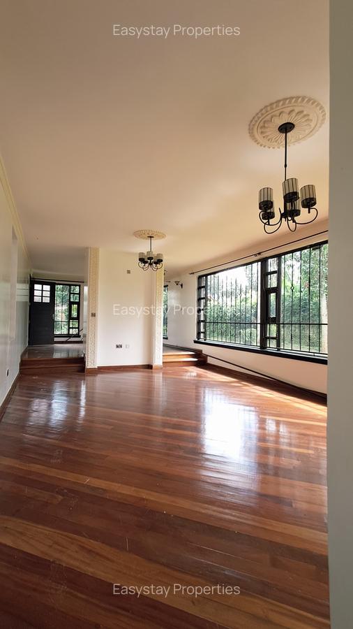 5 Bed House with En Suite in Runda - 8