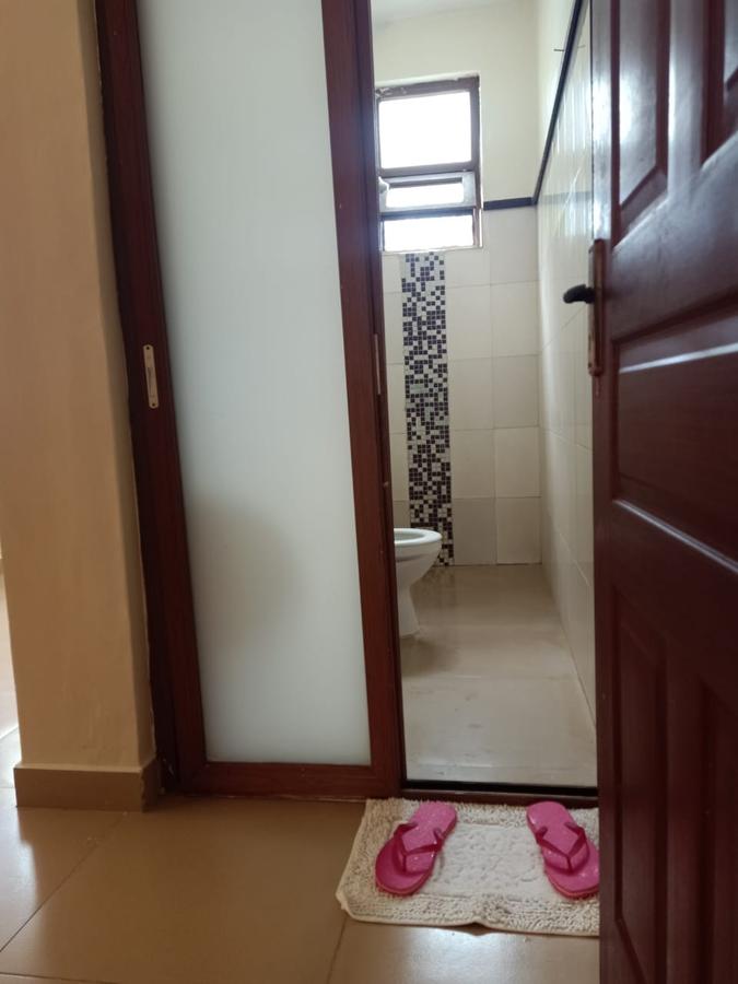 Serviced 3 Bed Apartment with En Suite at 2Nd Avenue Nyali - 15