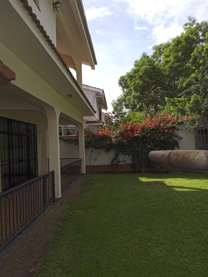 5 Bed Townhouse with Staff Quarters in Lavington - 2