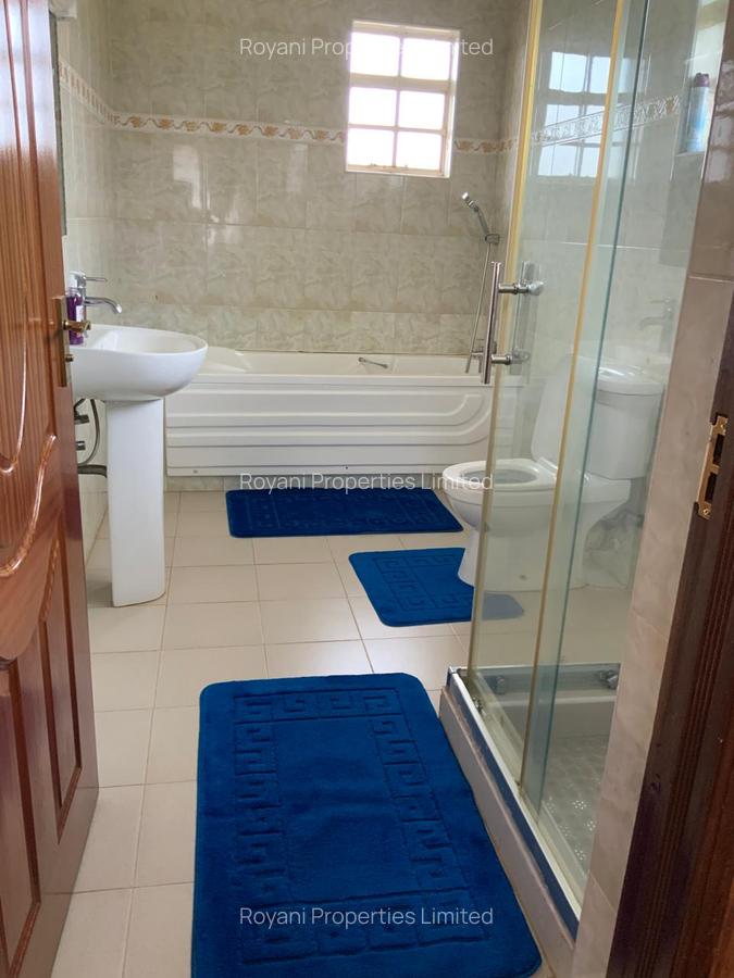 4 Bed House with En Suite in Runda - 8