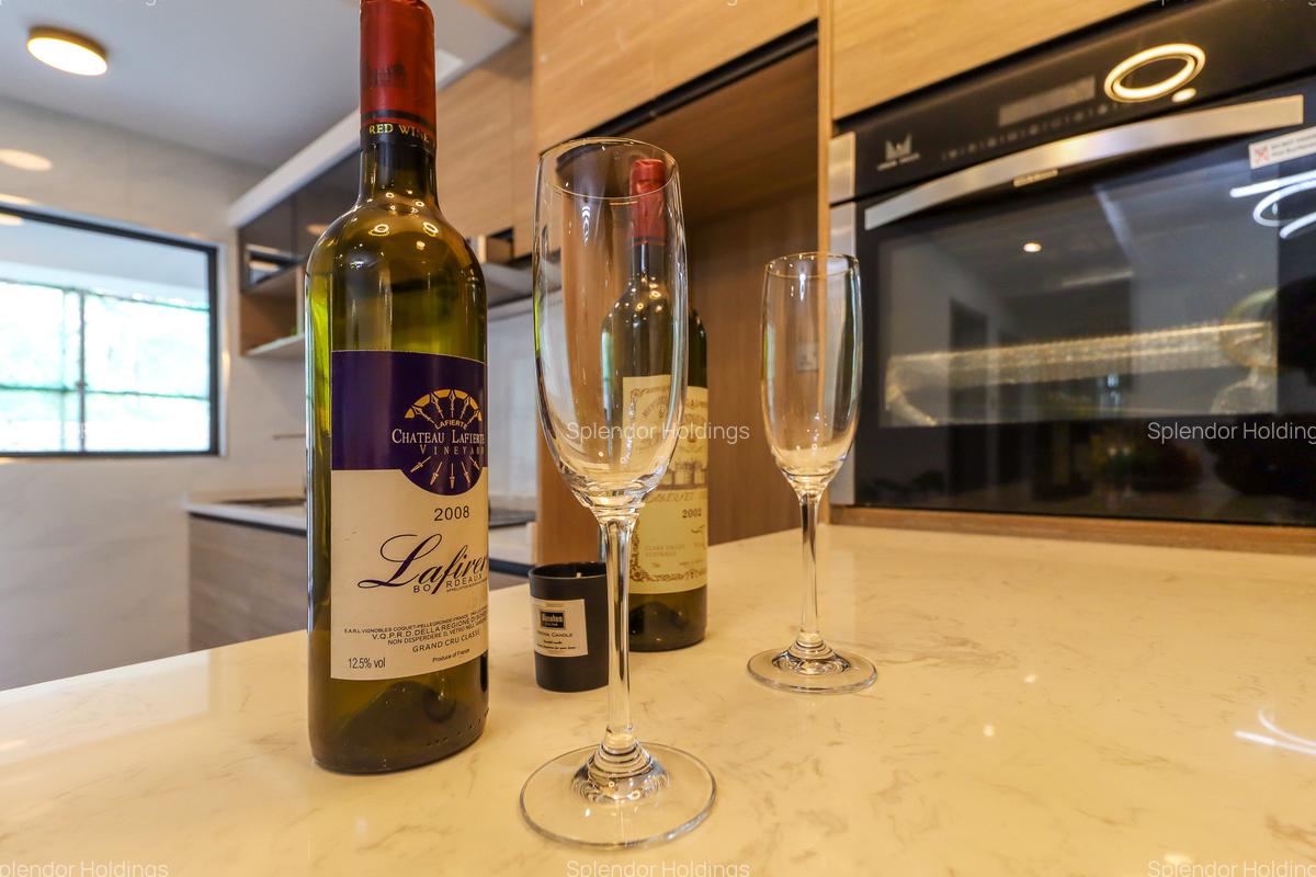 3 Bed Apartment with En Suite in Riverside - 20