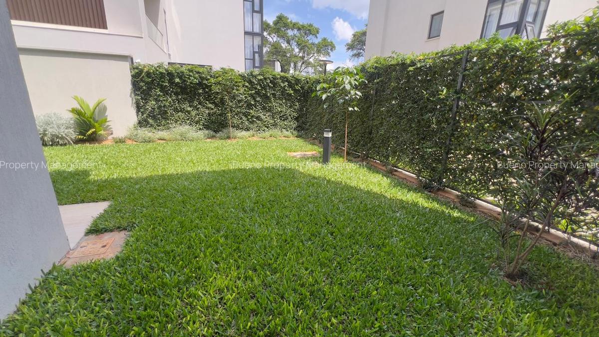 5 Bed Townhouse with En Suite in Lavington - 1