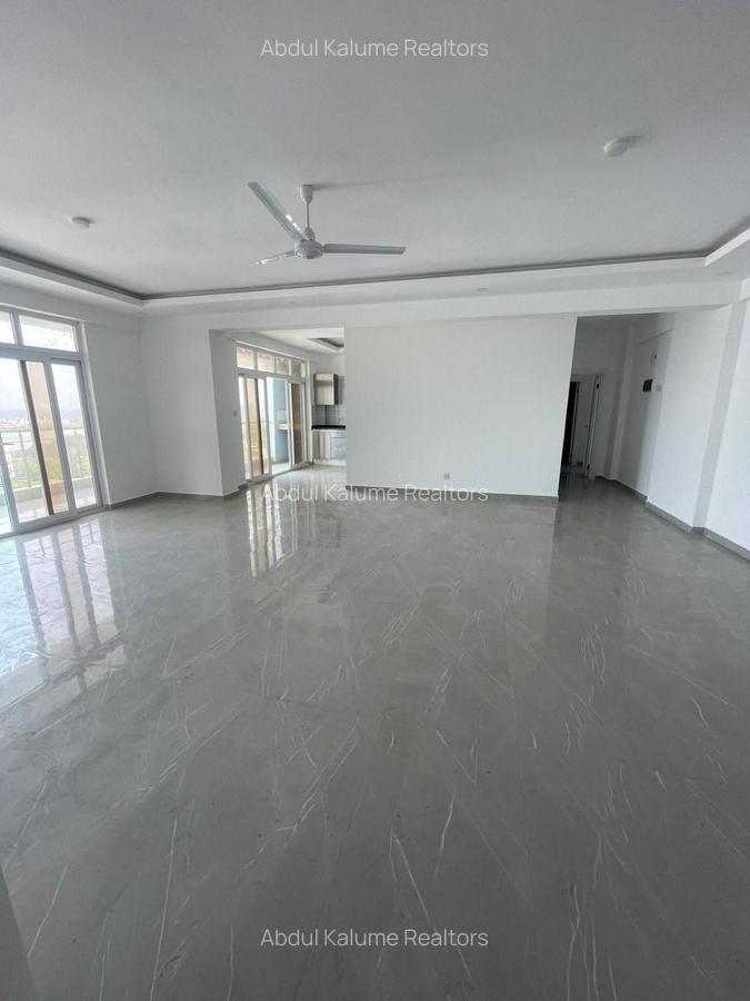 Serviced 3 Bed Apartment with En Suite at Nyali - 12
