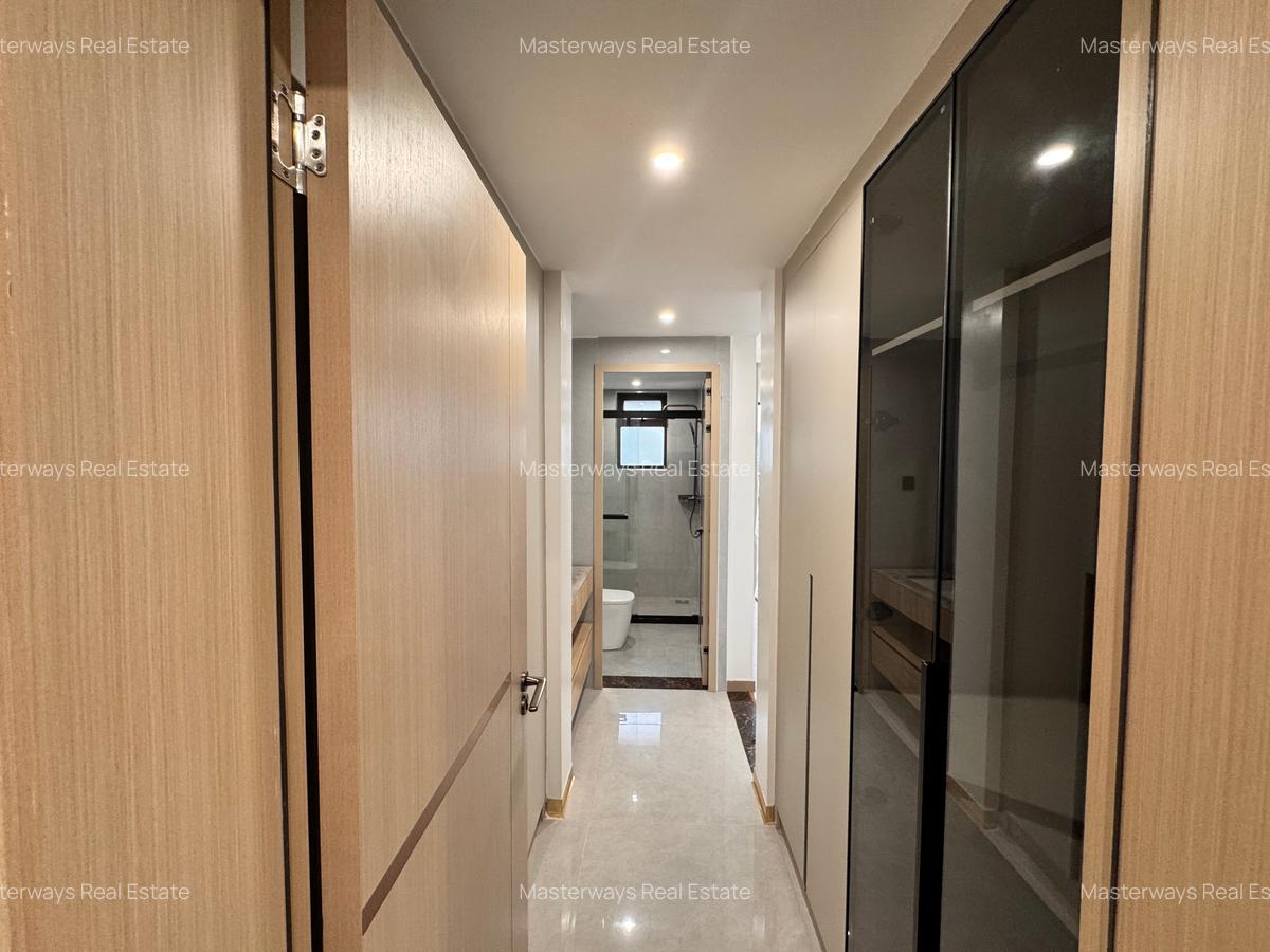 3 Bed Apartment with En Suite at Riverside Drive - 3