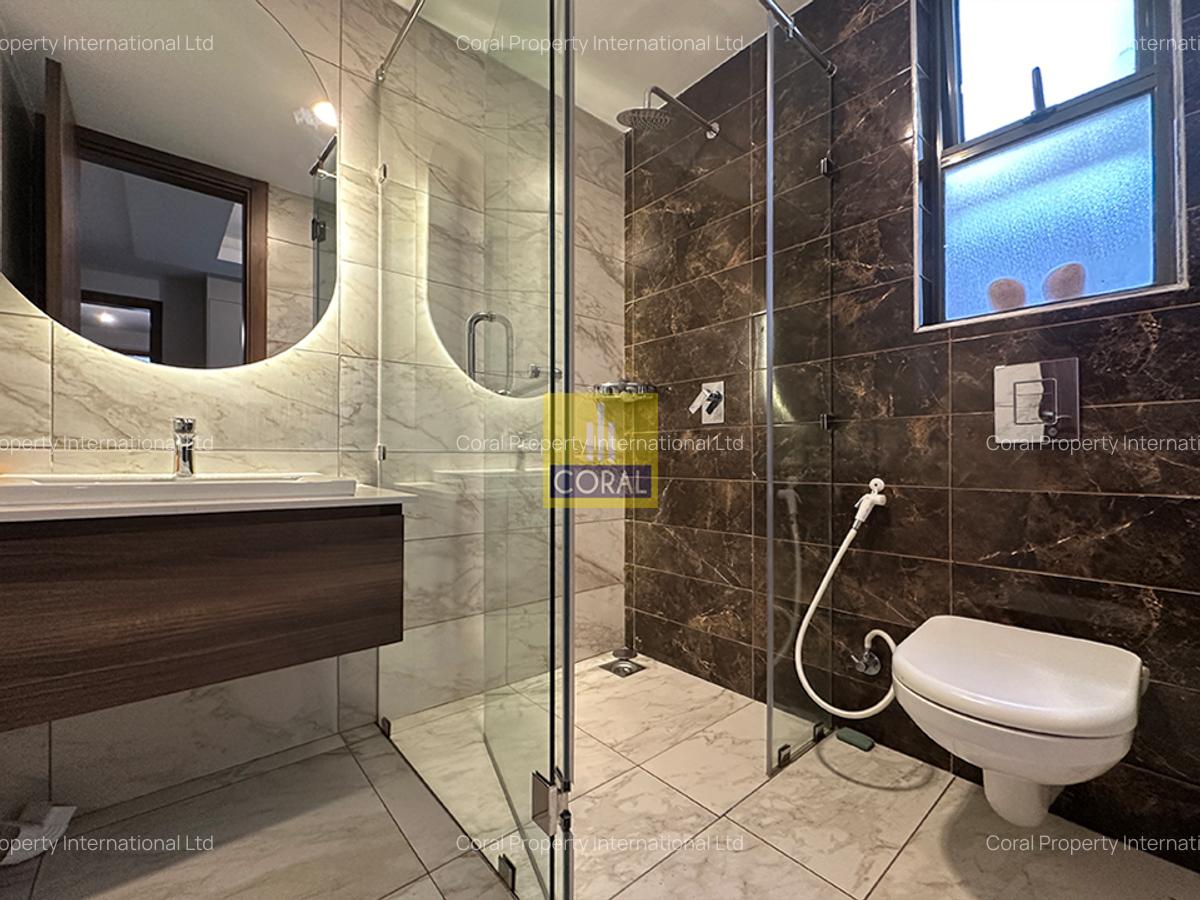 3 Bed Apartment in Brookside - 9