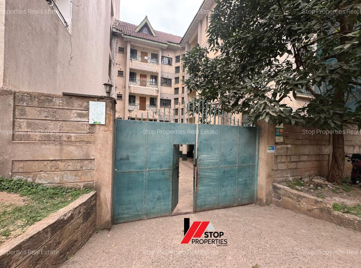 2 Bed Apartment with En Suite at City Park Estate - 4