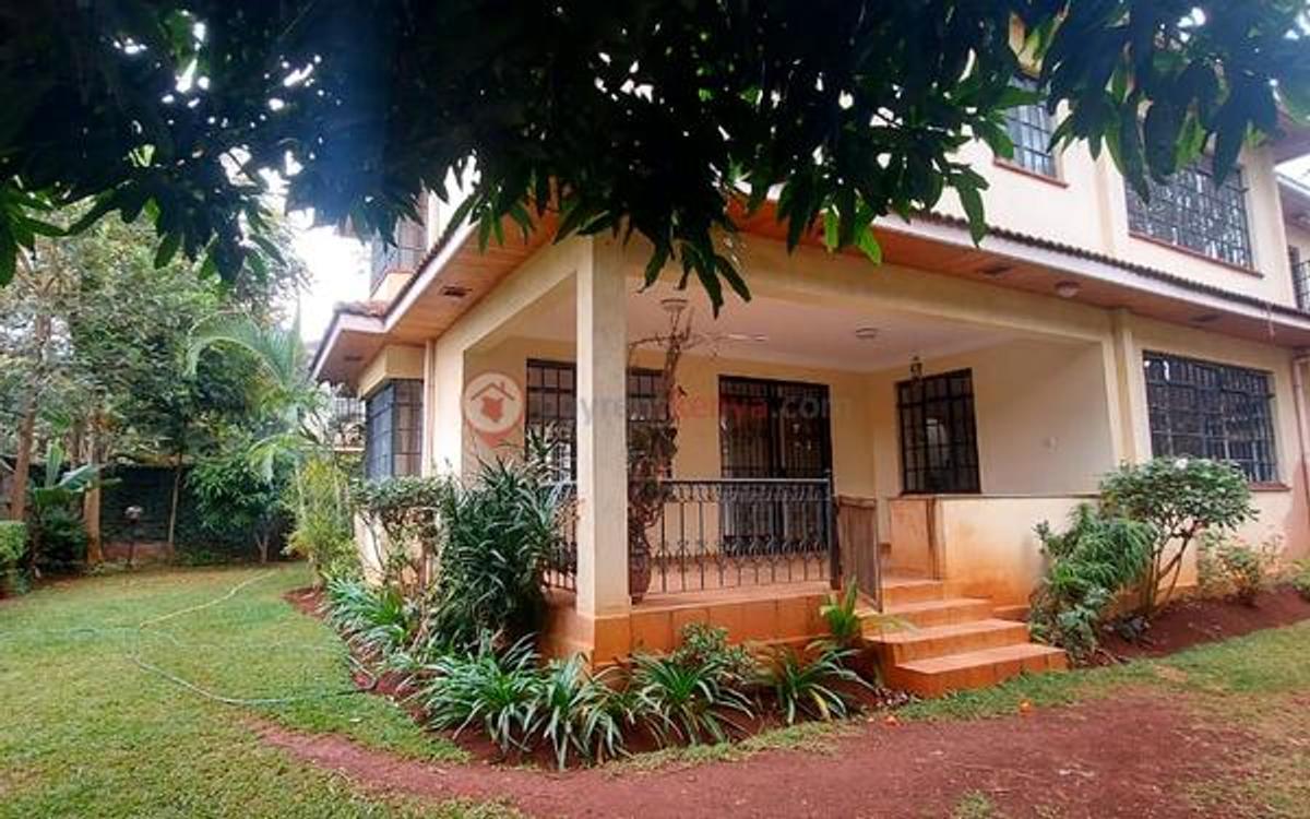 4 Bed Townhouse with En Suite at Lavington - 18