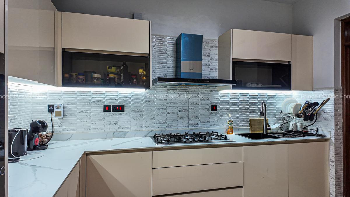 Serviced 4 Bed Apartment with En Suite in Kileleshwa - 2