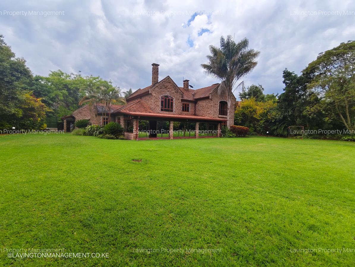 5 Bed House with En Suite at Wind Ridge - 20