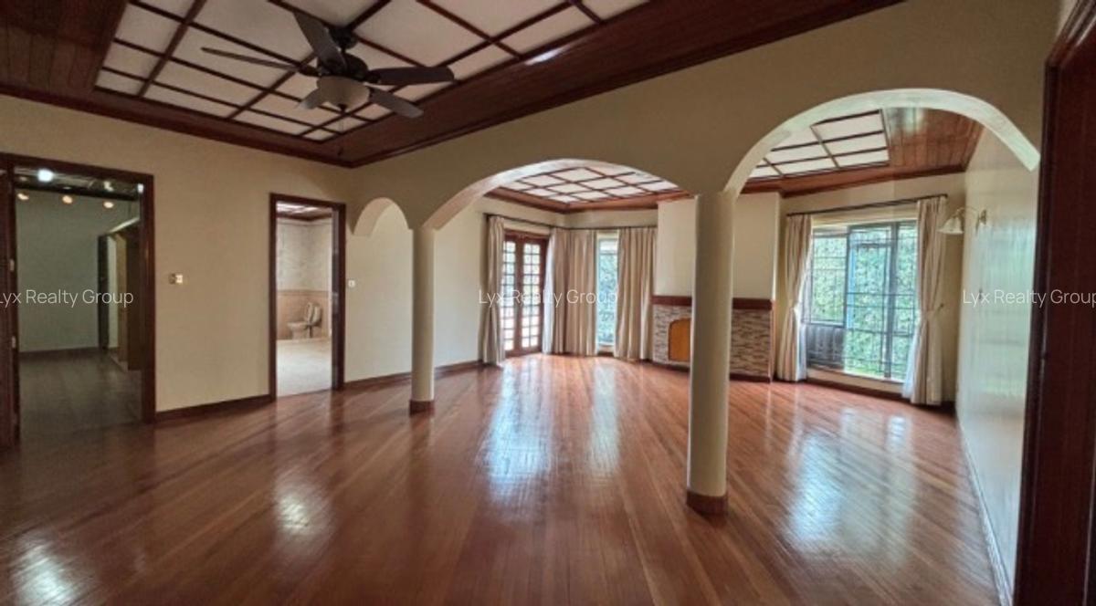 5 Bed Villa with En Suite in Runda - 15