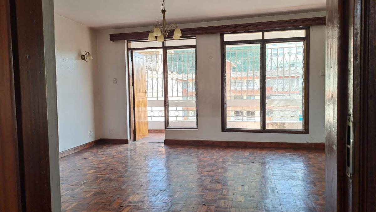 Serviced 3 Bed Apartment with En Suite in Kilimani - 2