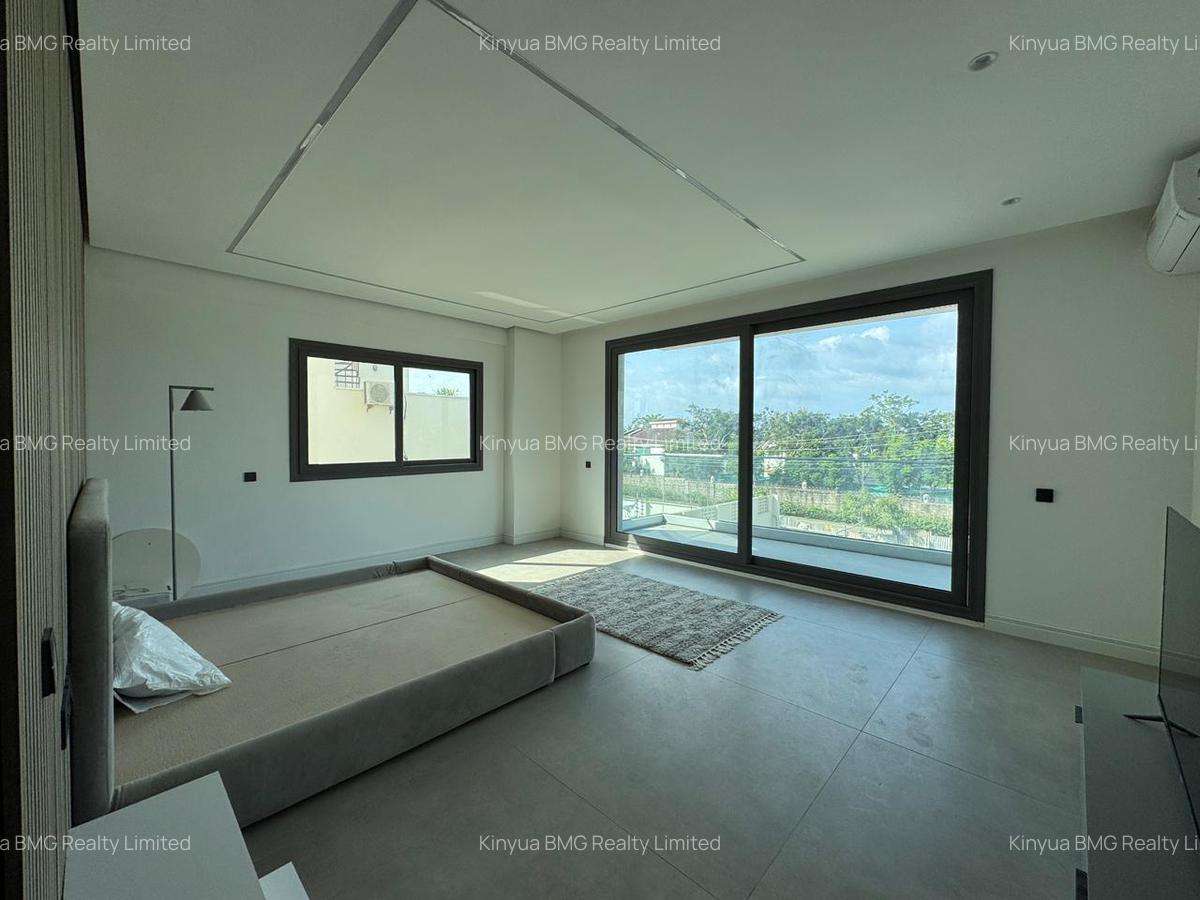 3 Bed Apartment with En Suite in Nyali Area - 3