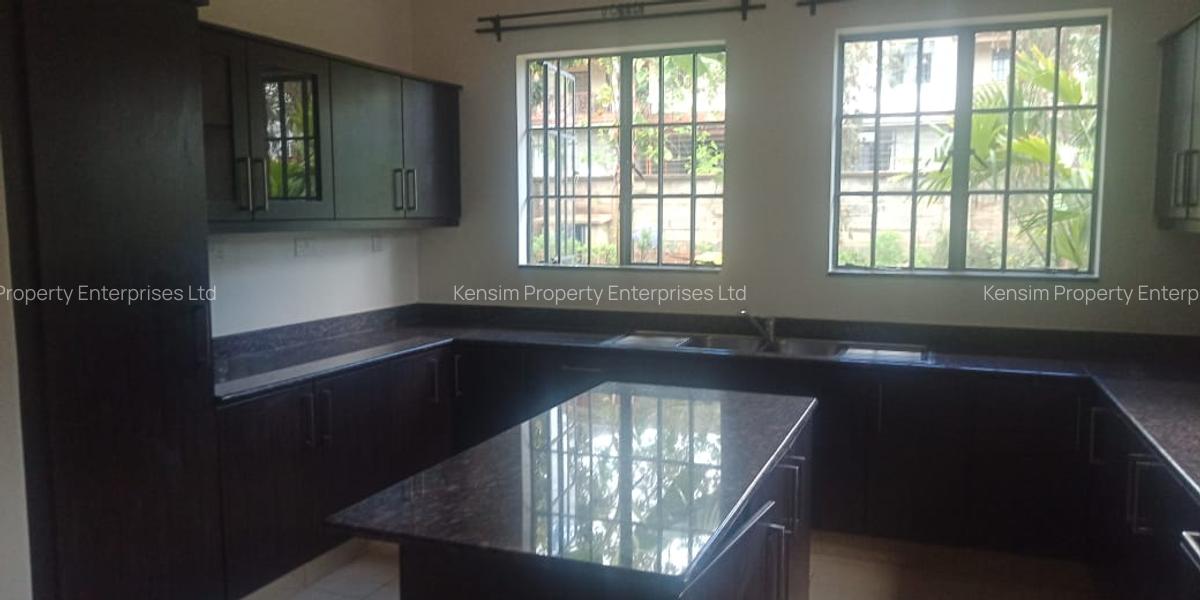 4 Bed Townhouse with En Suite in Runda - 6