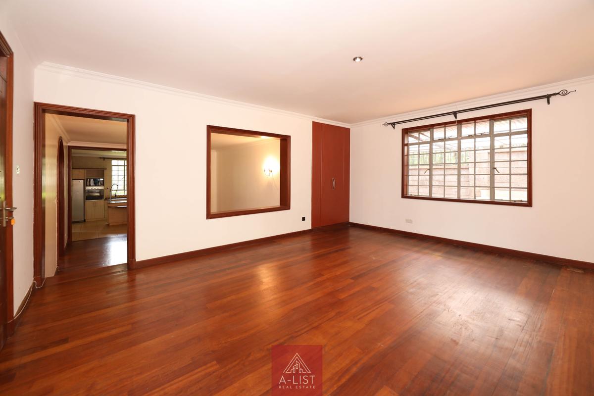 4 Bed House with En Suite at Loresho - 19