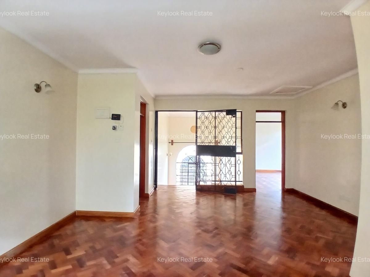4 Bed Townhouse with En Suite at Off Peponi Road - 14