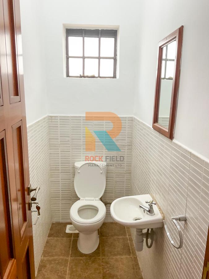 4 Bed Townhouse with En Suite at Peponi Road - 5