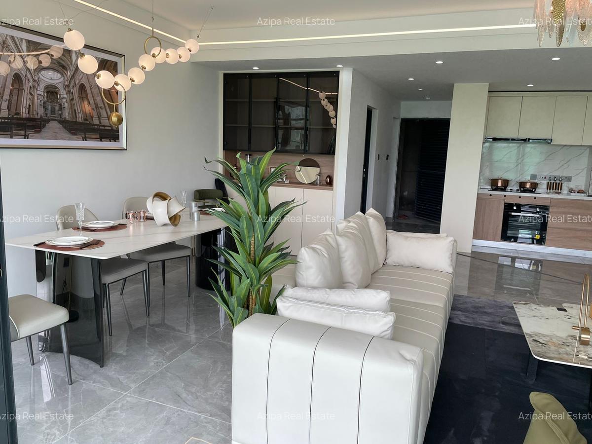 3 Bed Apartment with En Suite at Riverside - 1