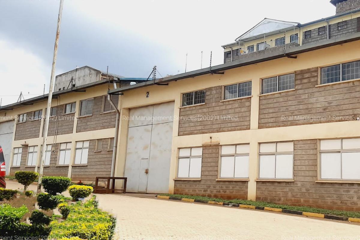 5,200 ft² Warehouse with Backup Generator at Southern Bypass - 1