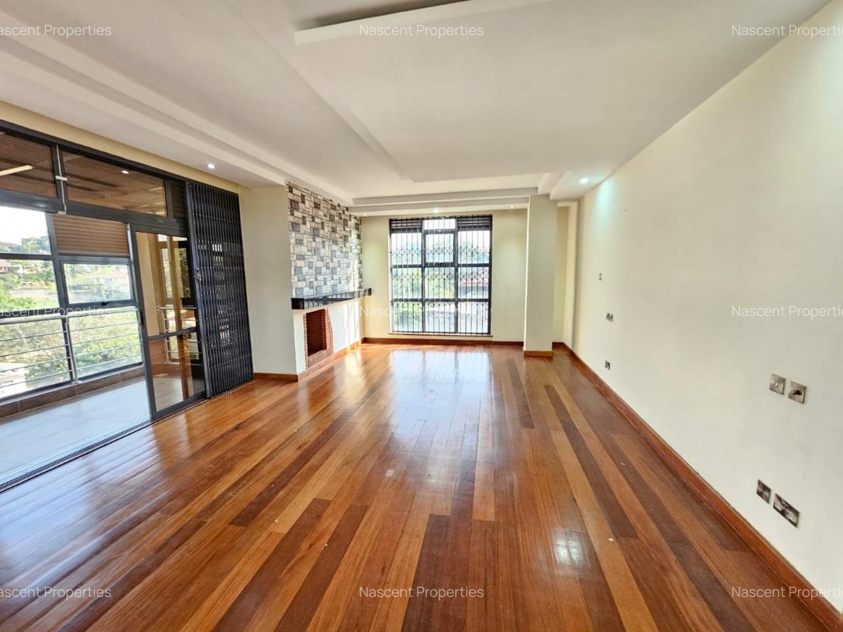 7 Bed House with En Suite in Nyari - 14