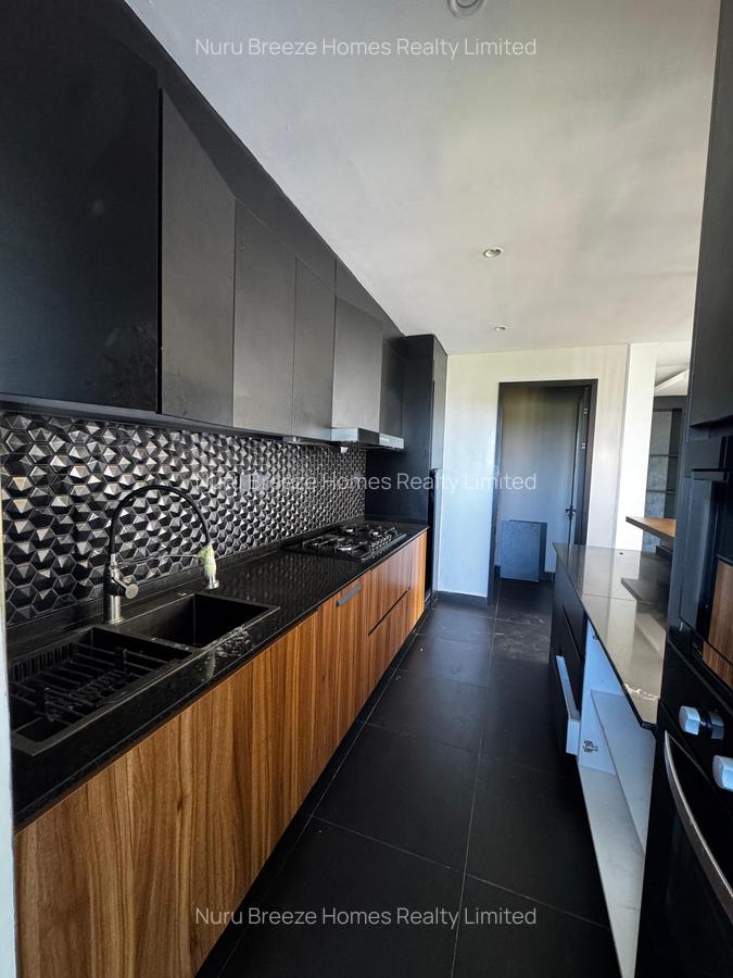 2 Bed Apartment with En Suite in Brookside - 2