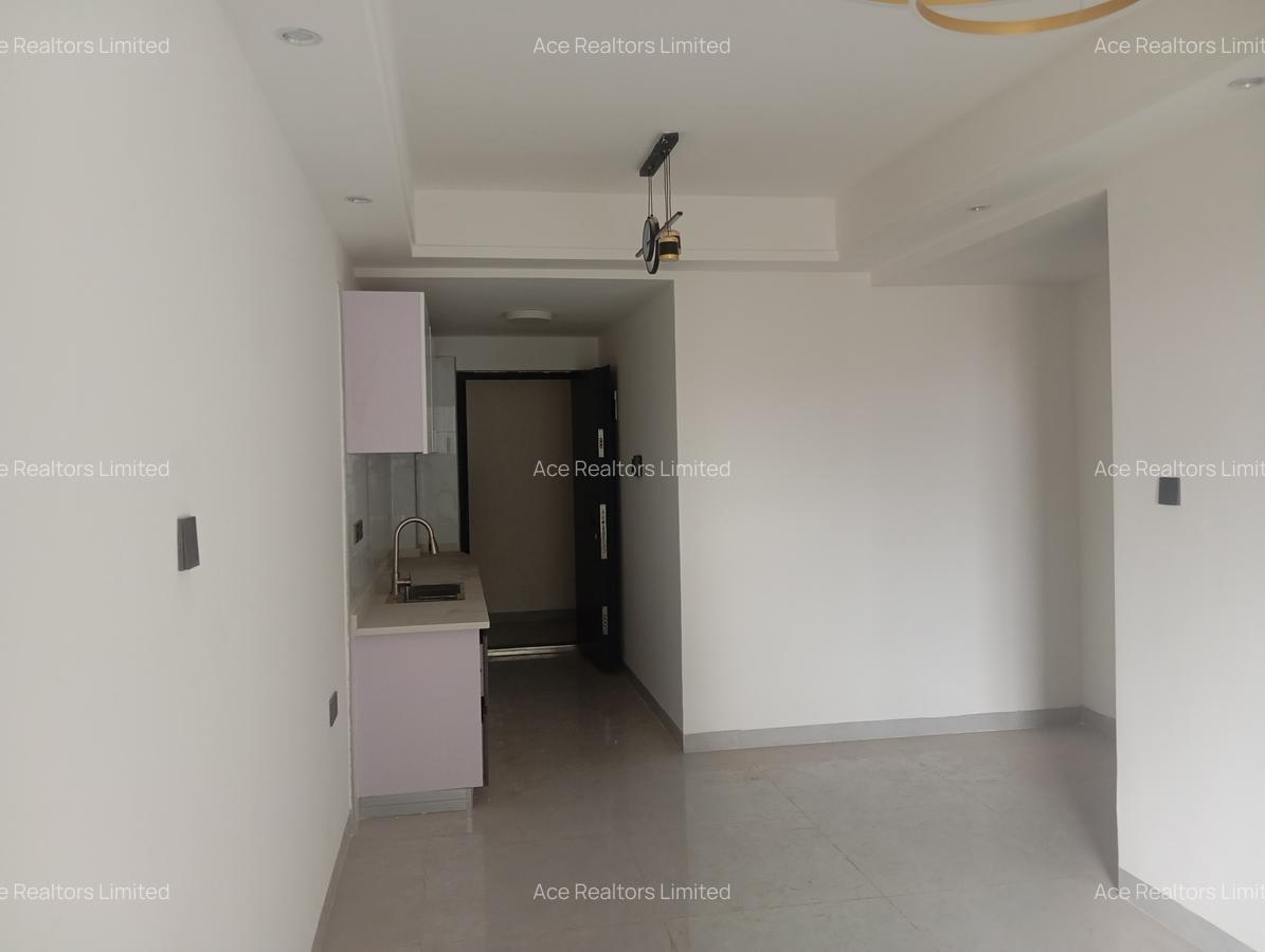1 Bed Apartment with En Suite at Chania Avenue - 4