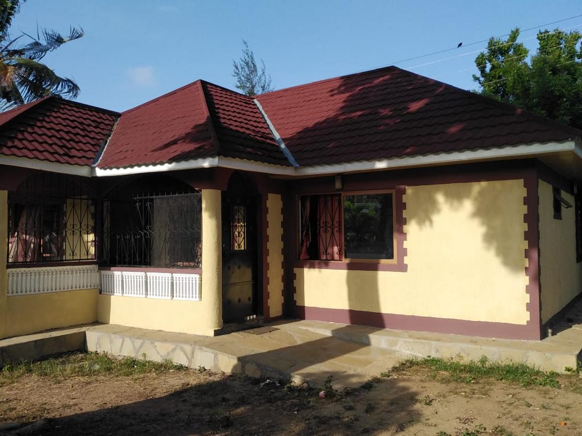 3 Bed House with En Suite at Old Nyali - 3