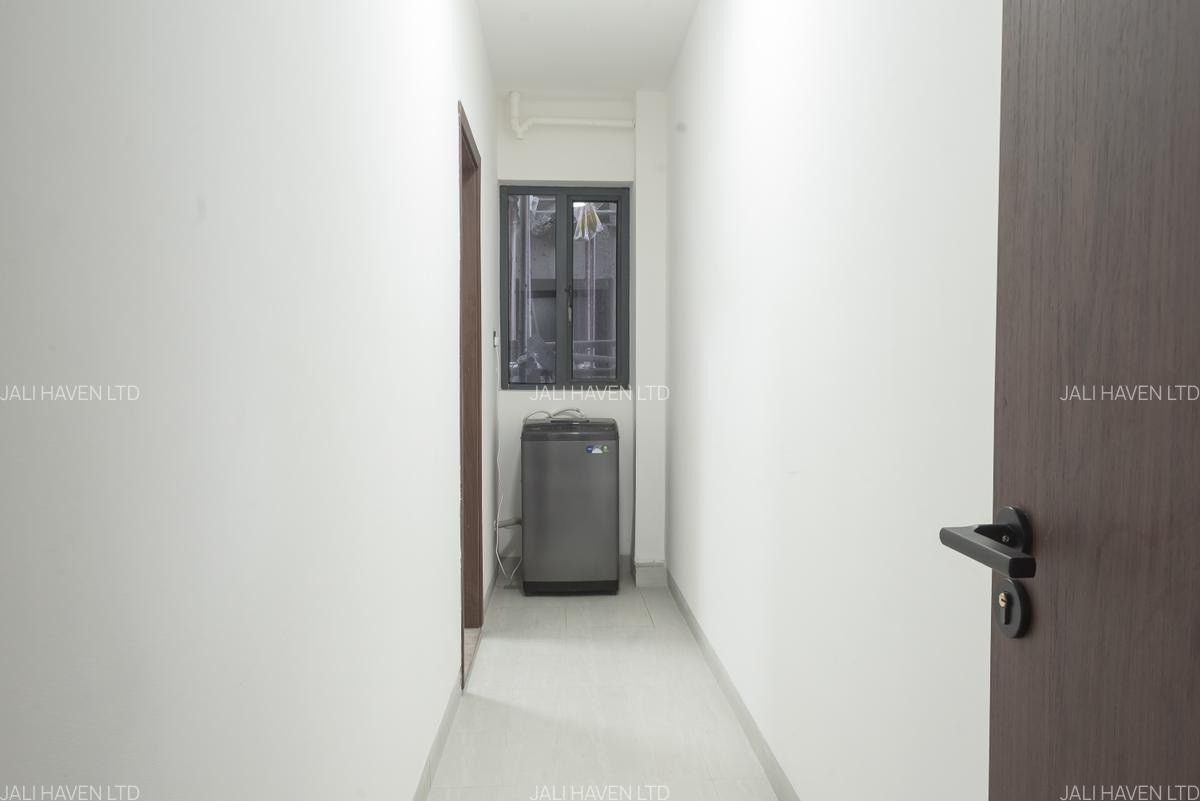 2 Bed Apartment with En Suite in Westlands Area - 10