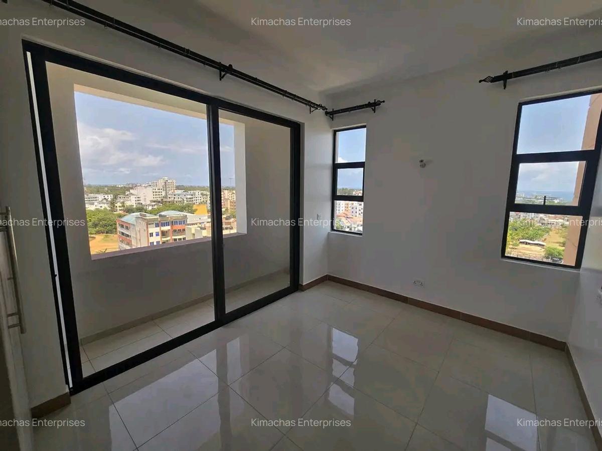 3 Bed Apartment with En Suite at Cement Road - 10