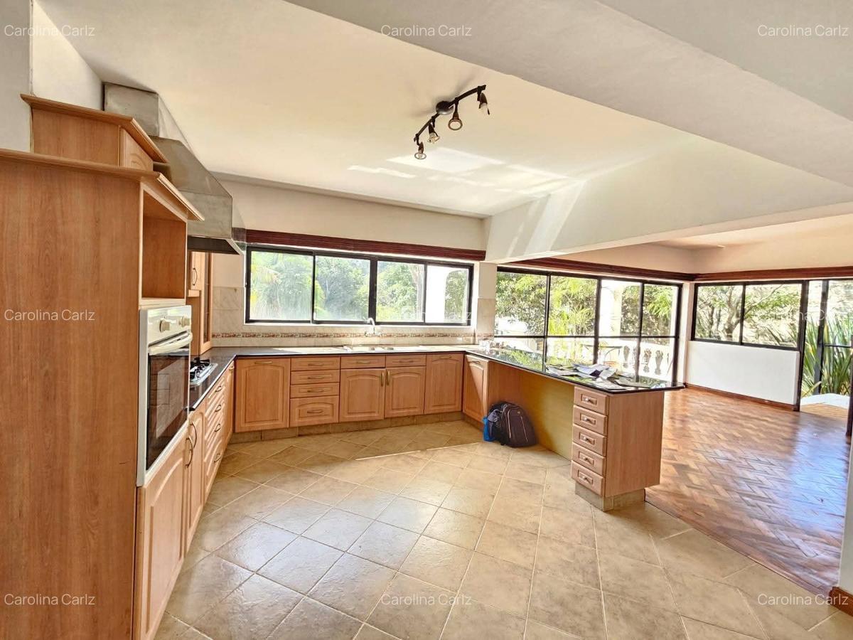 2 Bed House with En Suite in Nyari - 7