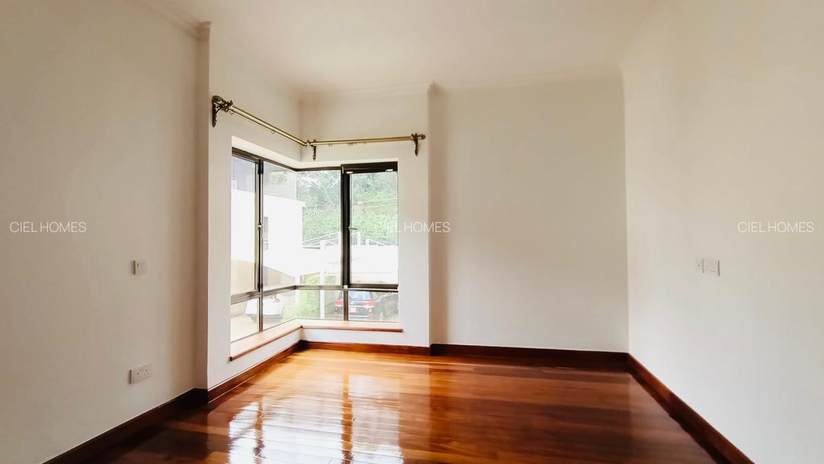 4 Bed Villa with En Suite at Kaputei - 14