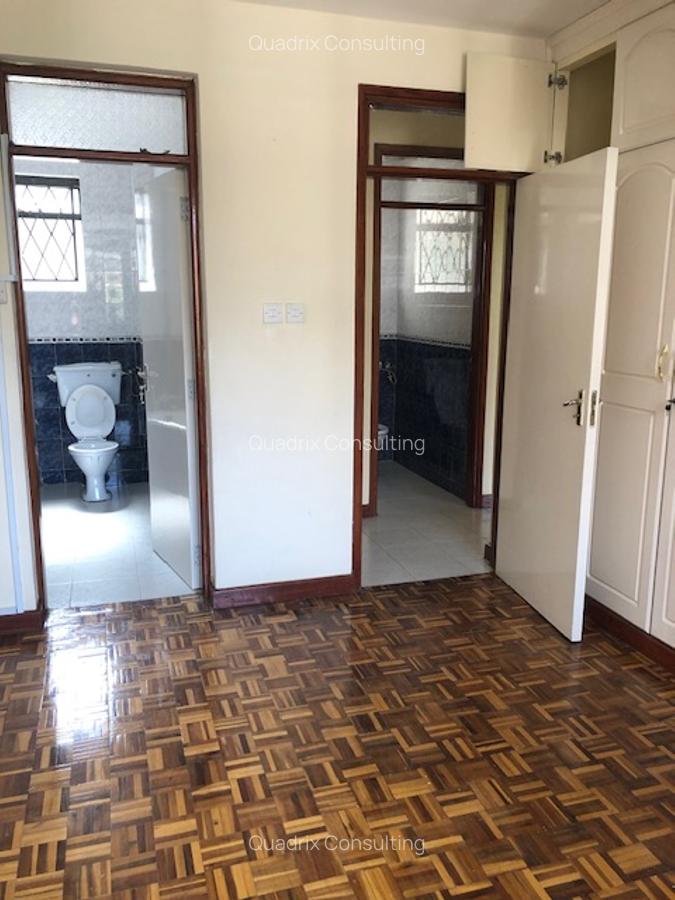 Serviced 2 Bed Apartment with En Suite at Argwings Khodeck Road - 12