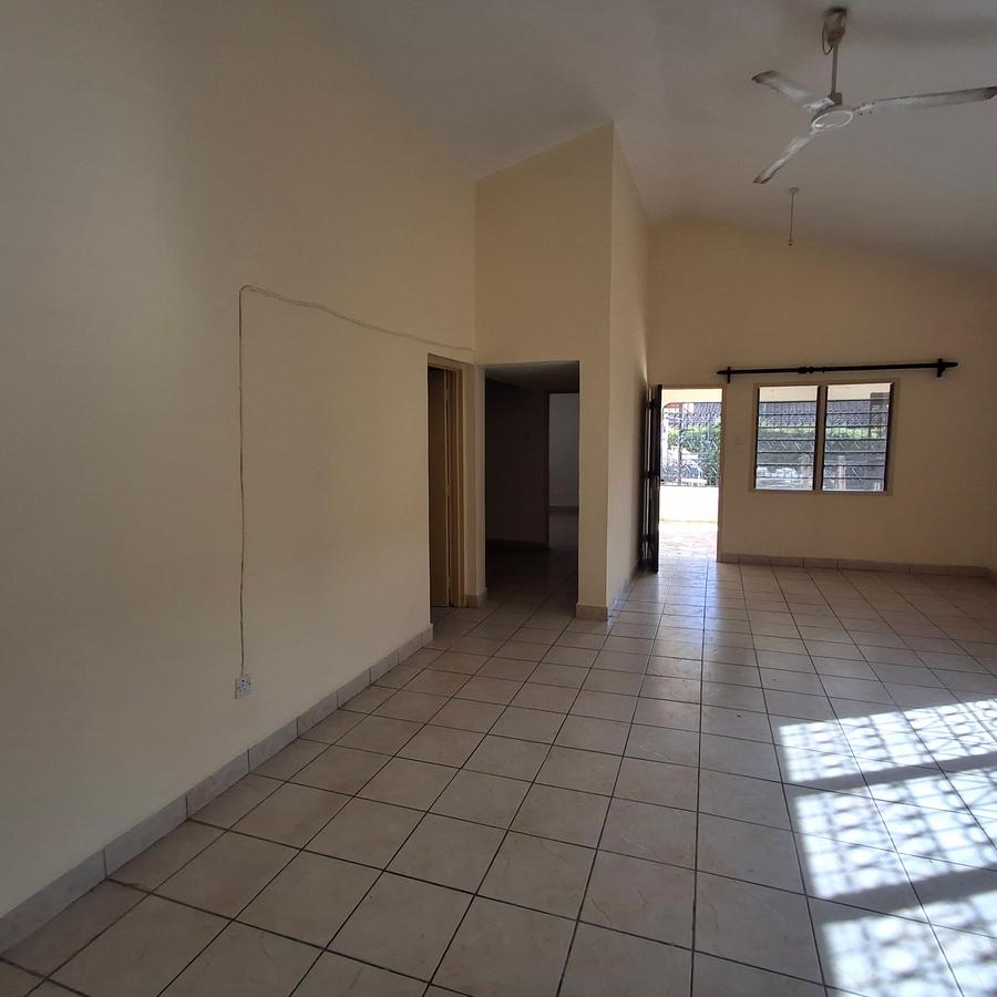 3 Bed House with En Suite at Bamburi Mombasa - 5