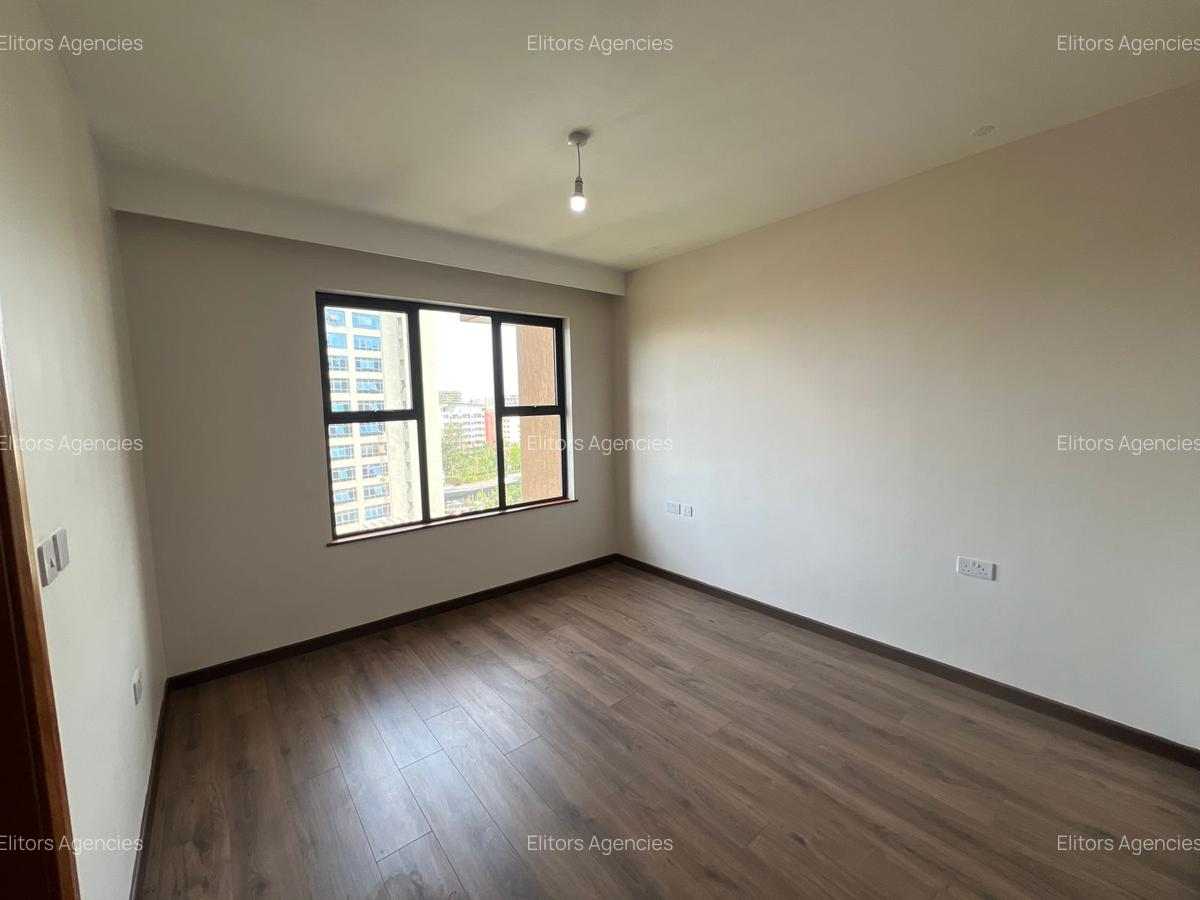 3 Bed Apartment with En Suite at Parklands Road - 14
