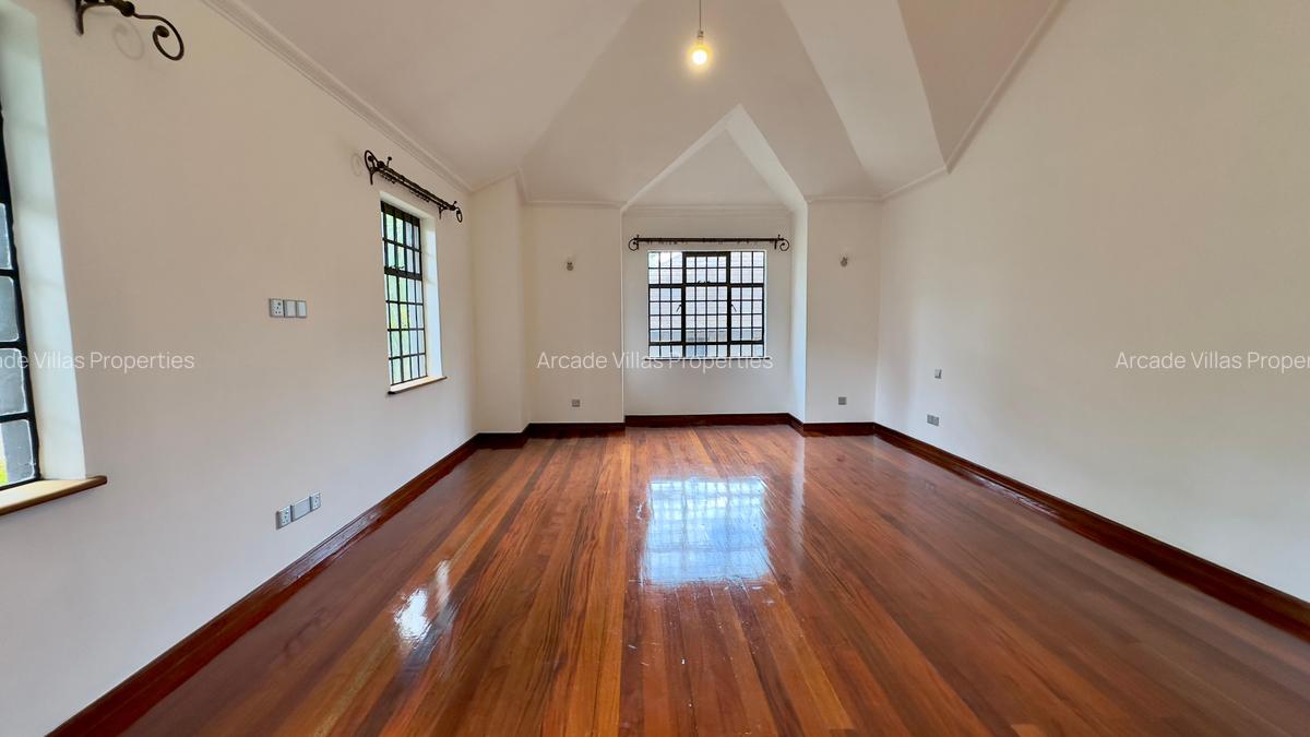 4 Bed House with En Suite at Peponi Road - 12