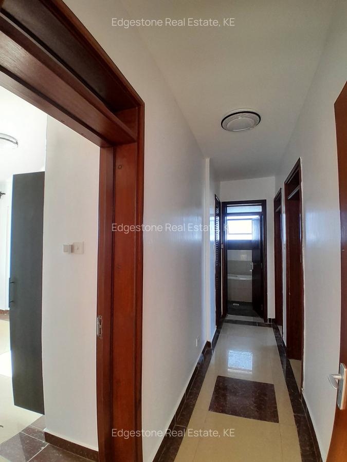 3 Bed Apartment with En Suite in Nyali Area - 19