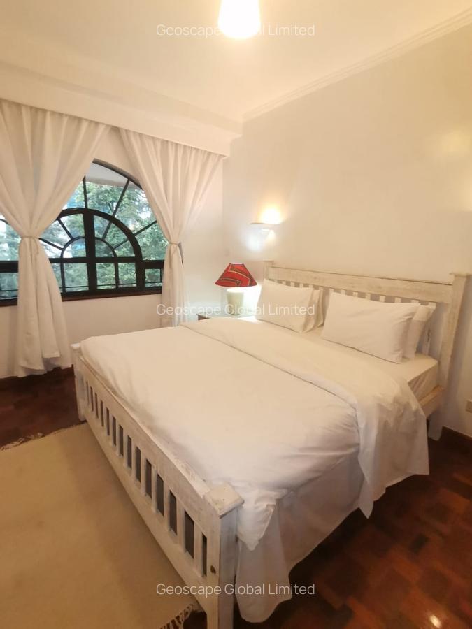 Furnished 4 Bed Apartment with En Suite in Riverside - 11