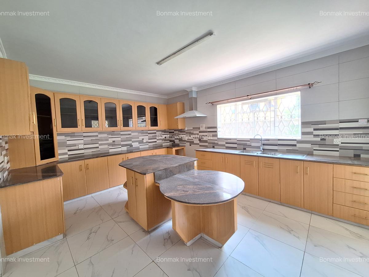 4 Bed House with En Suite at Loresho Ridge - 4