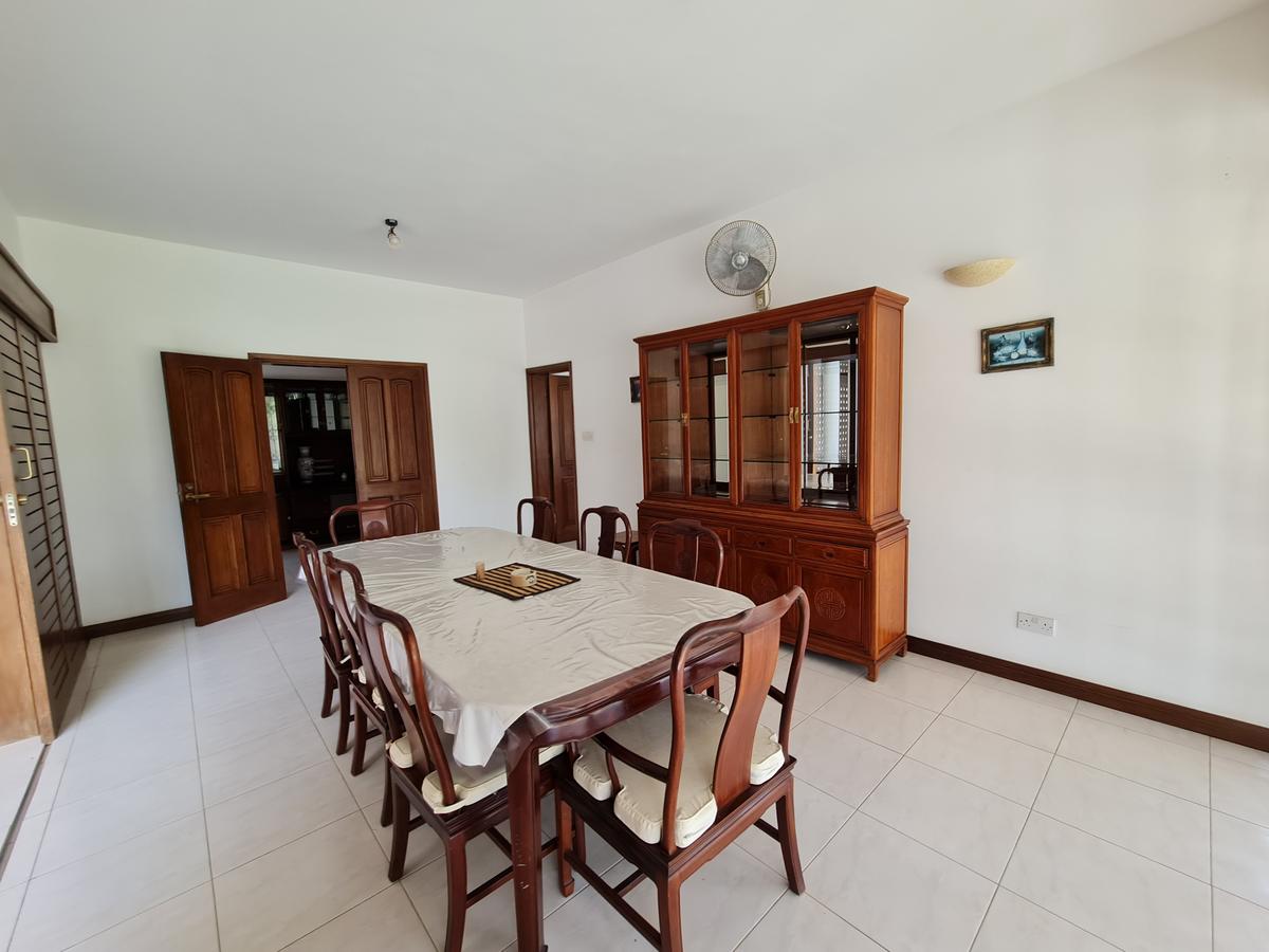 4 Bed House with En Suite in Nyali Area - 17