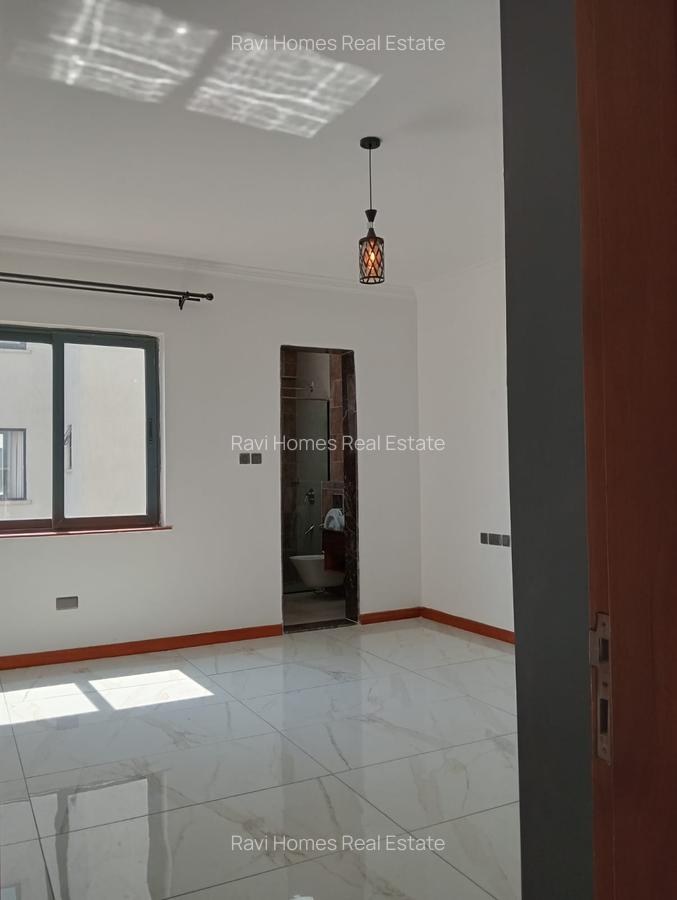 3 Bed Apartment with En Suite in Kileleshwa - 12