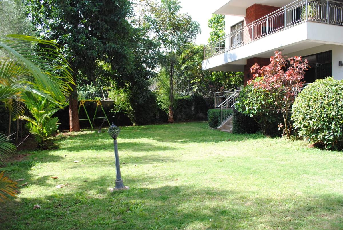 5 Bed Townhouse with Staff Quarters in Lavington - 4