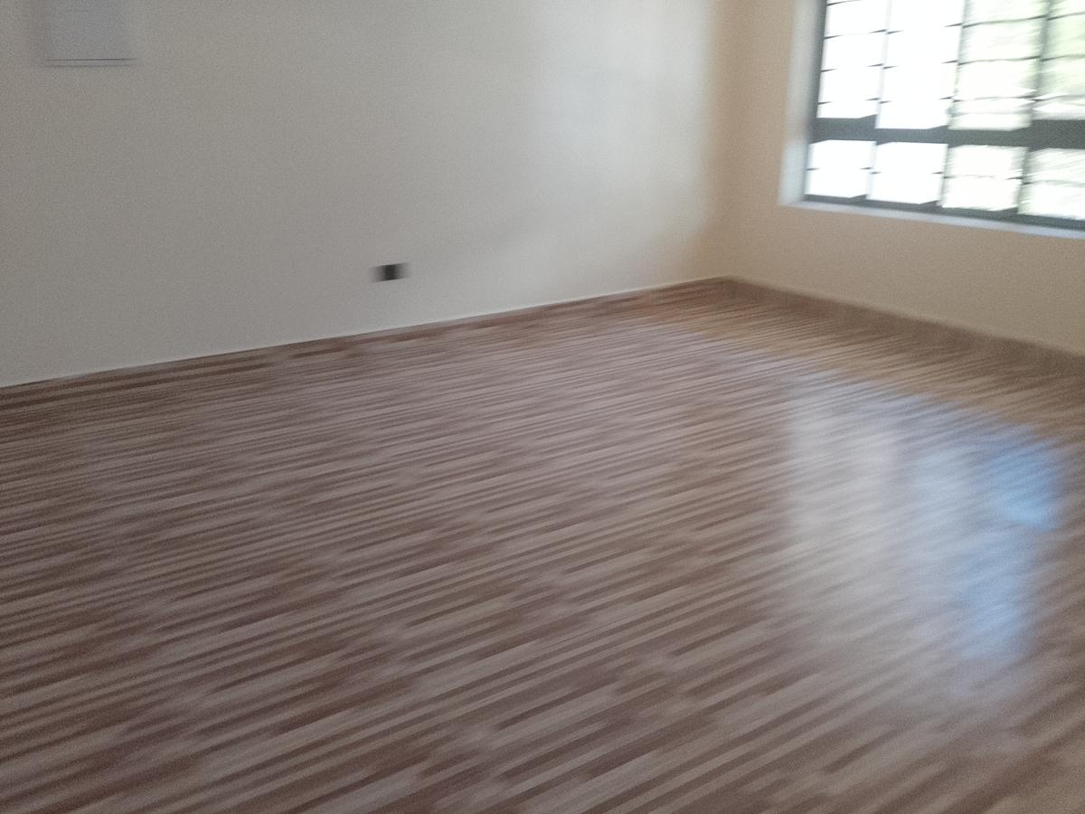 5 Bed Townhouse with En Suite at Karen - 15