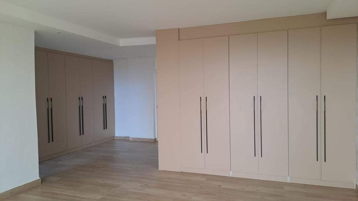 3 Bed Apartment with En Suite at Fourth Parklands - 3