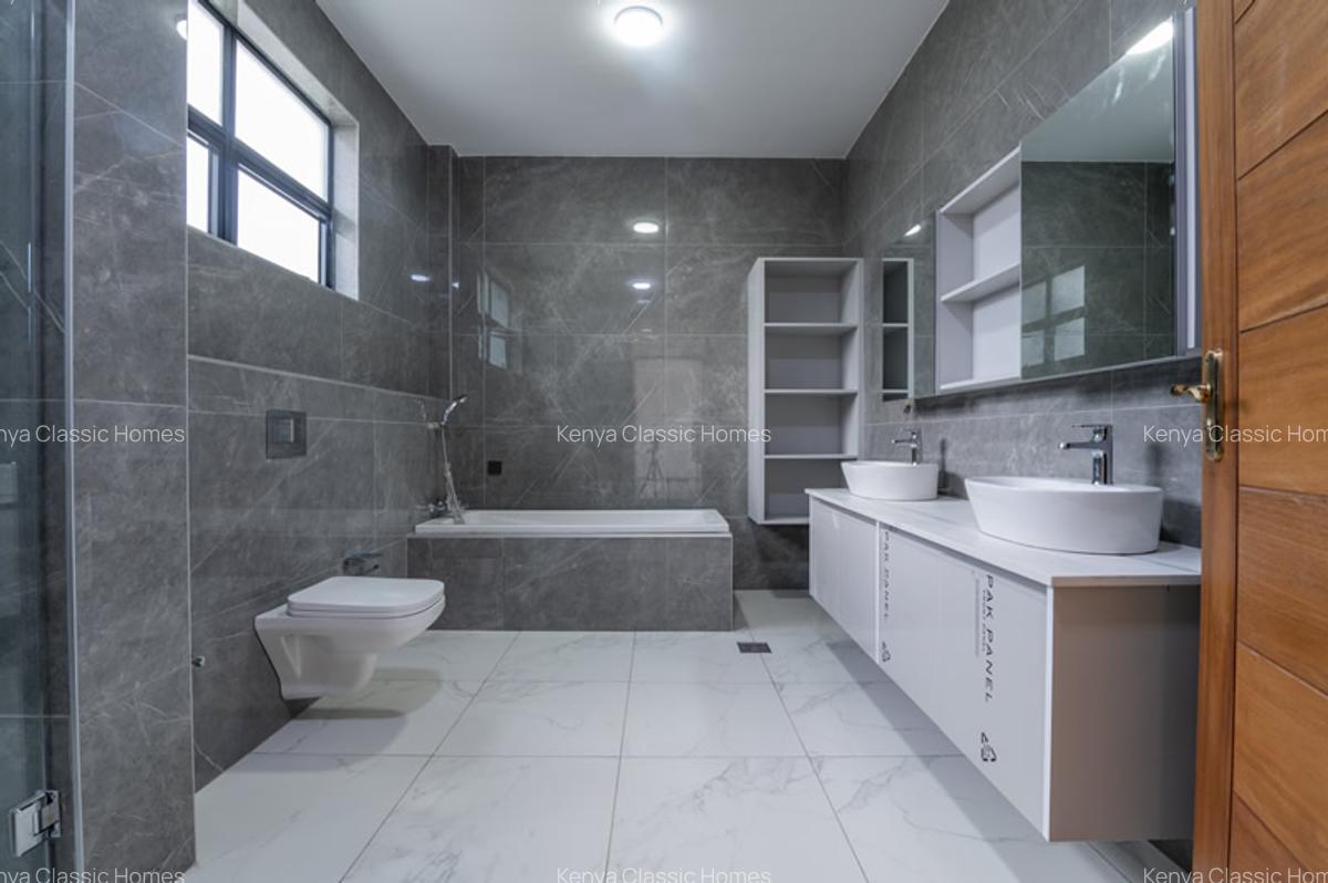 5 Bed Townhouse with En Suite at Lavington - 12