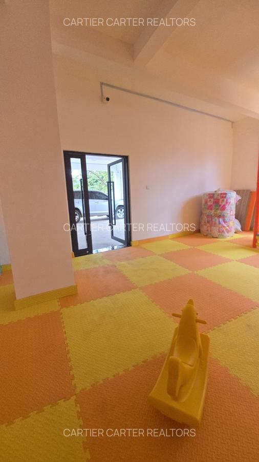 1 Bed House with Swimming Pool in Westlands Area - 11