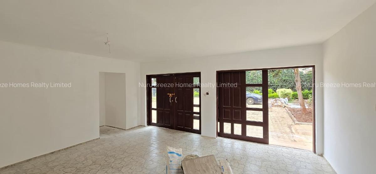 4 Bed House with En Suite in Runda - 17